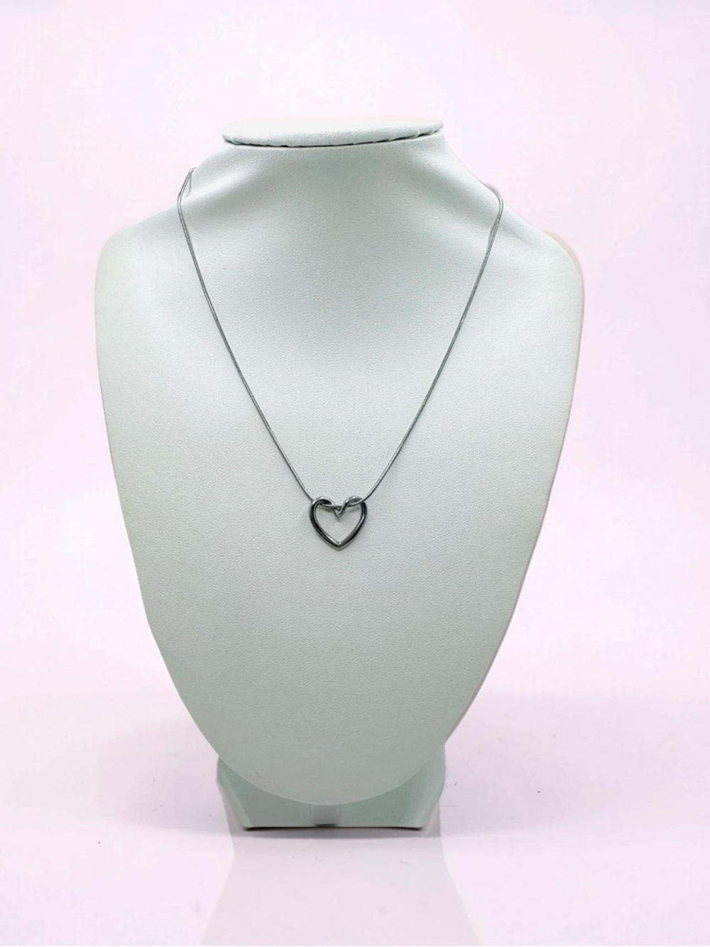The Classic Heart Pendant in Silver - Picture 1 of 3